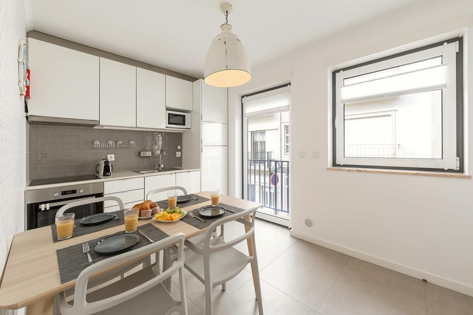 Dining area, oven, stove, kitchen