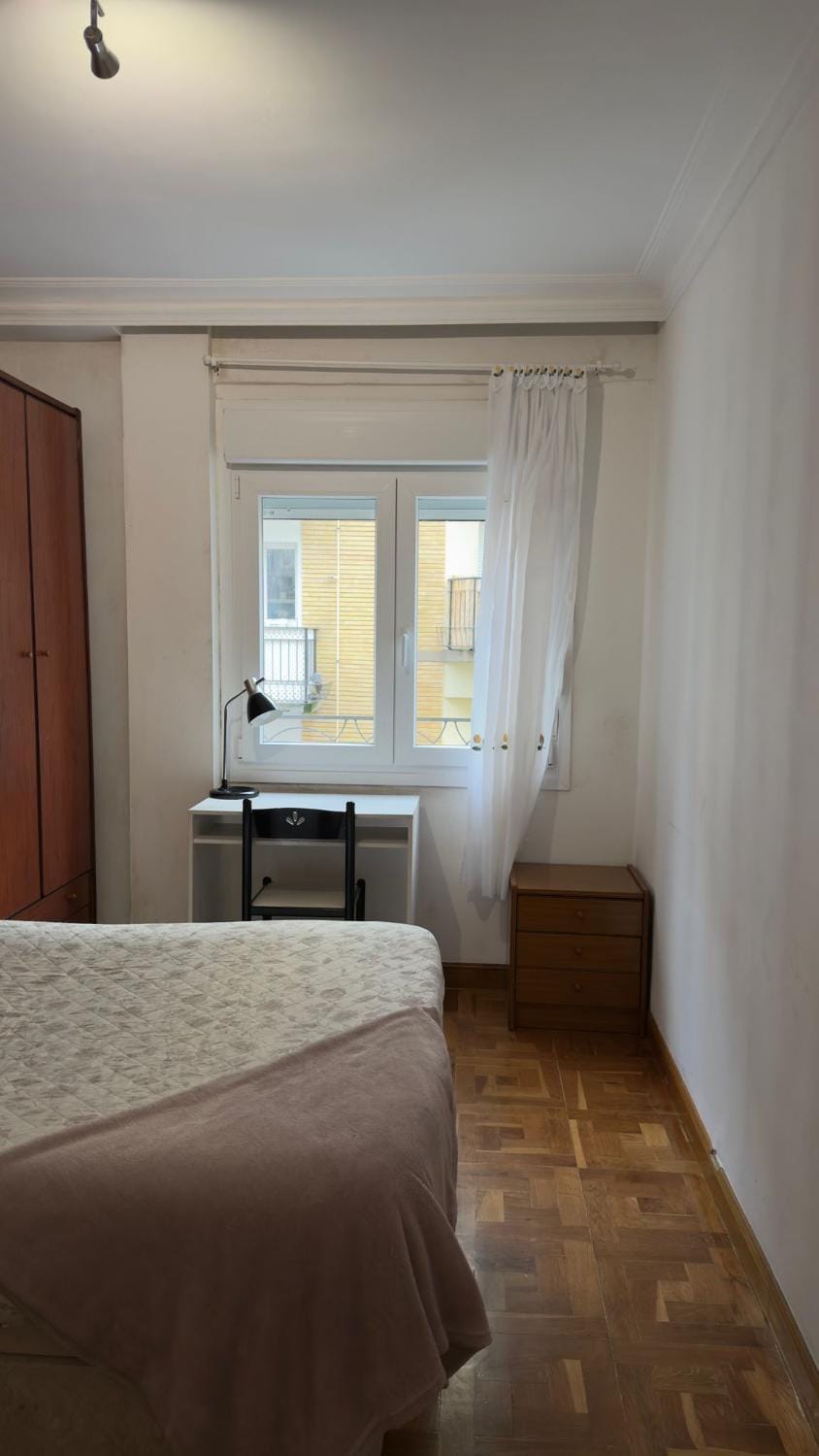 Private Room San Fermín-Short Walking Distance To The Center Campground/ 
RV Resort in Pamplona