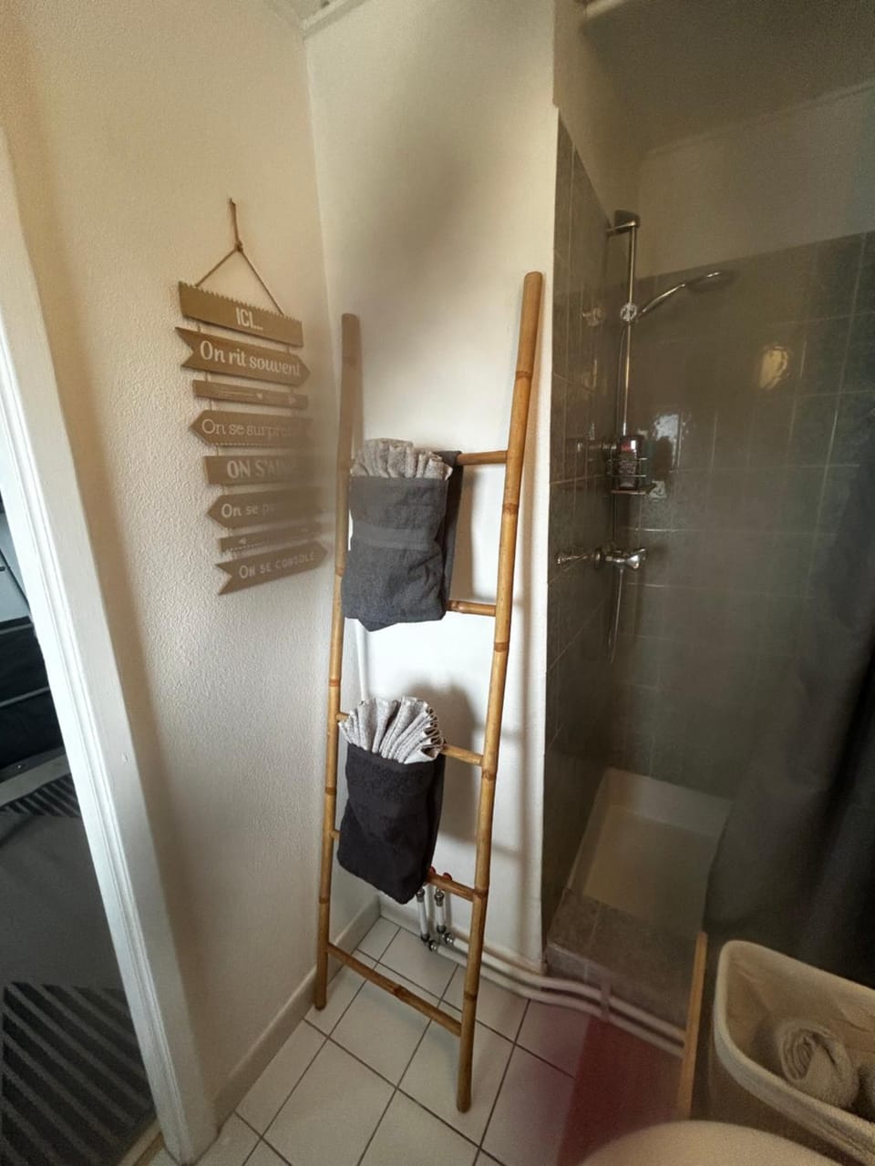 Ohana - Appartement à 1km de la plage avec parking gratuit , balcon,tennis et parc enfant Apartment in Bredene