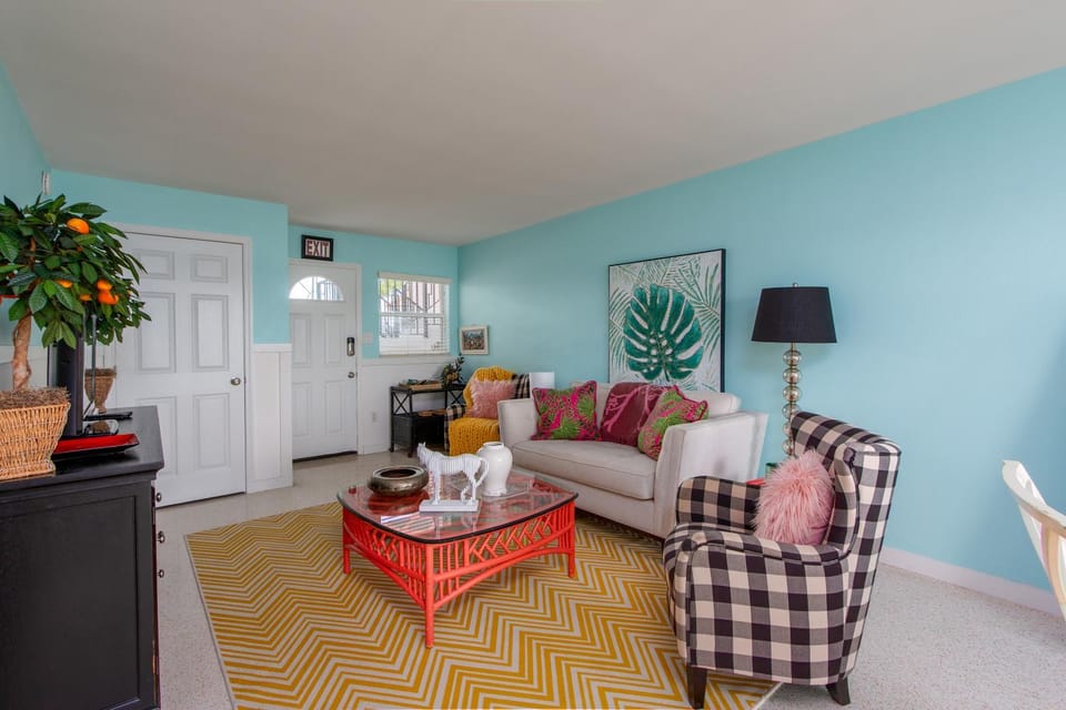 Bay Watch #2 - Waterfront Beach Rental Apartment in Clearwater Beach