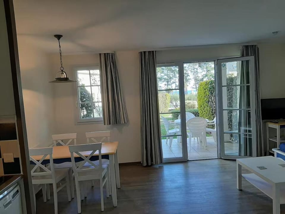 Appt Cap Coz beach Apartment in Fouesnant