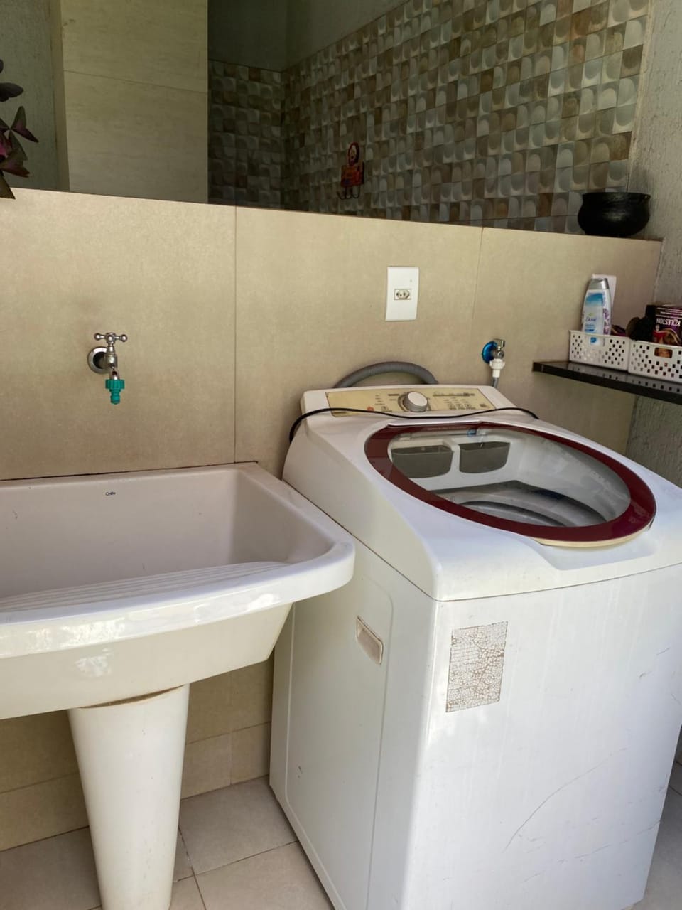 CASA PARA MOTO GP - 7 min de carro autódromo House in Goiania