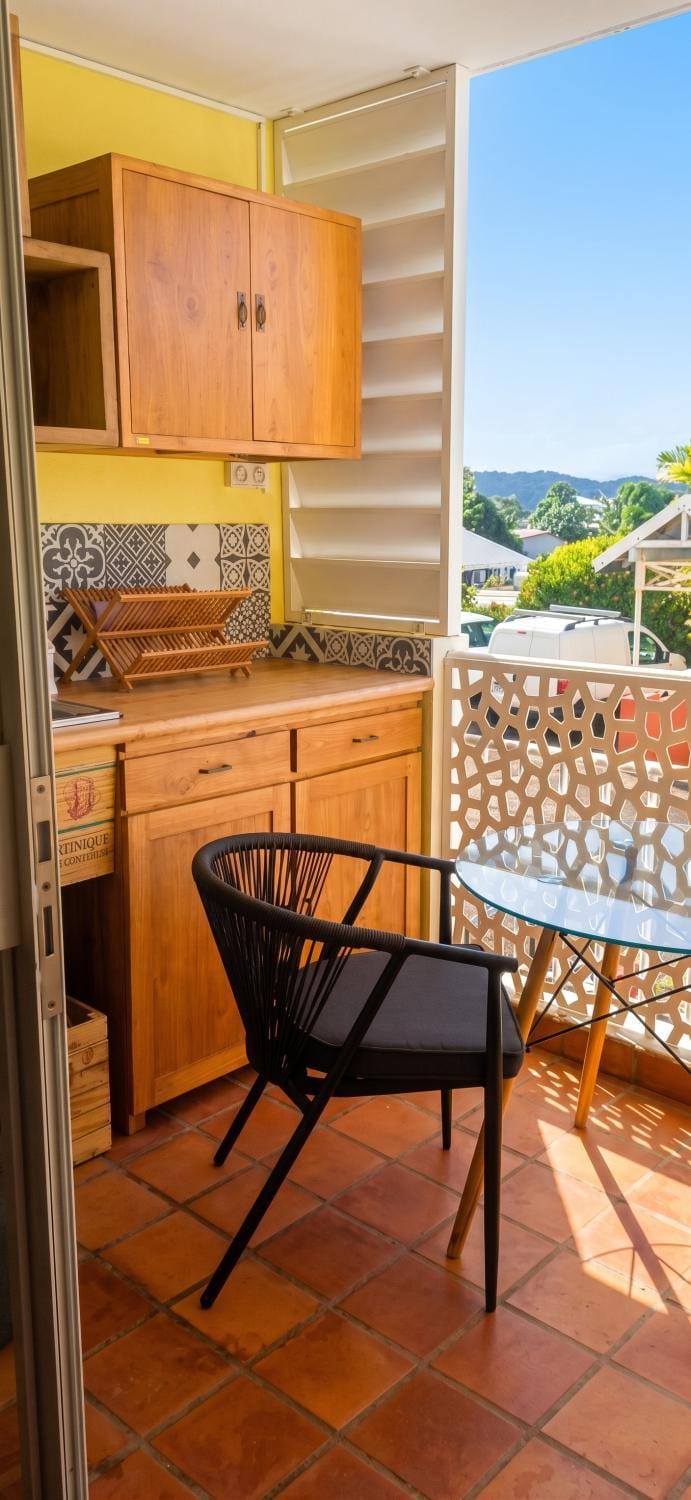 Studio charmant avec piscine privée à Tartane - 60 m² Apartment in La Trinité
