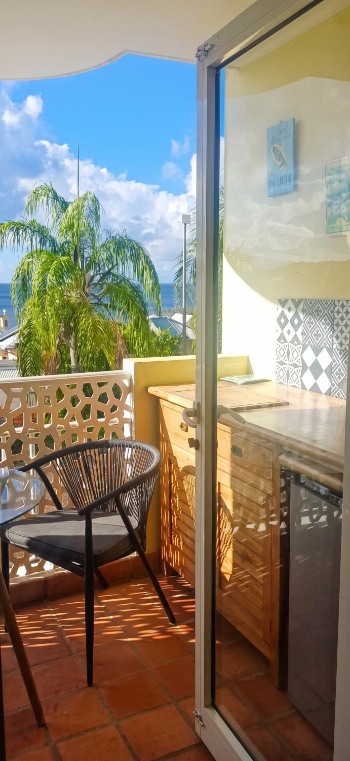 Studio charmant avec piscine privée à Tartane - 60 m² Apartment in La Trinité