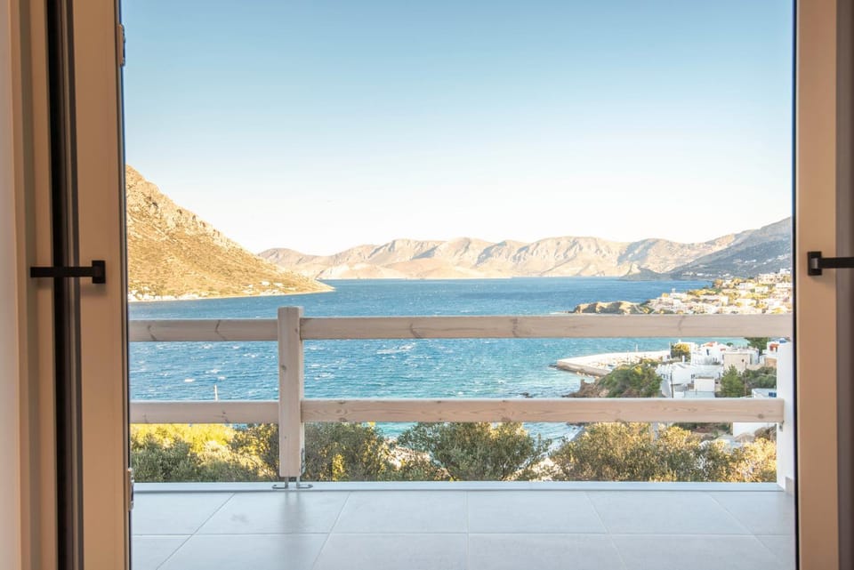 View (from property/room), Mountain view, Sea view