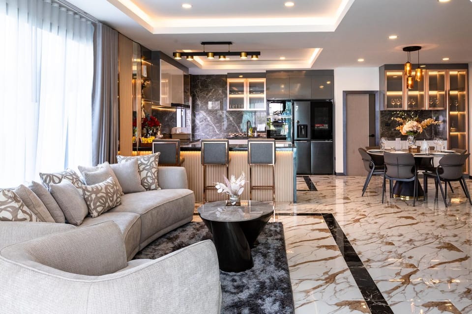 Kitchen or kitchenette, Living room, Seating area