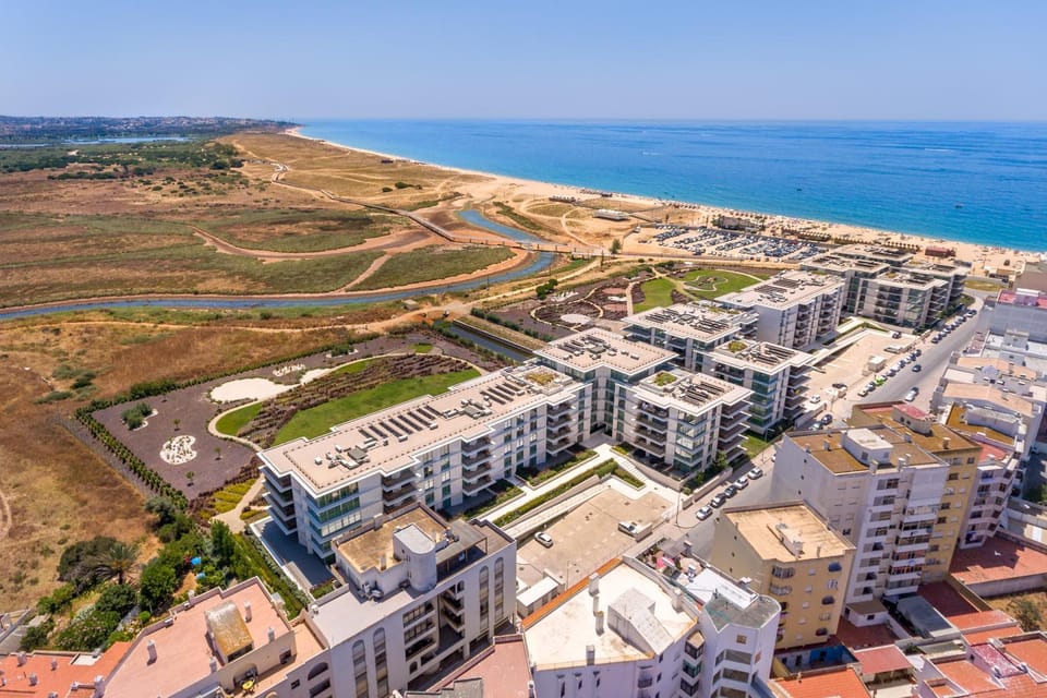Bayline - Bezugo by Bedzy Apartment in Faro District