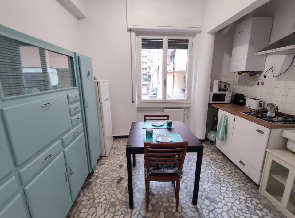 Kitchen or kitchenette, kitchen