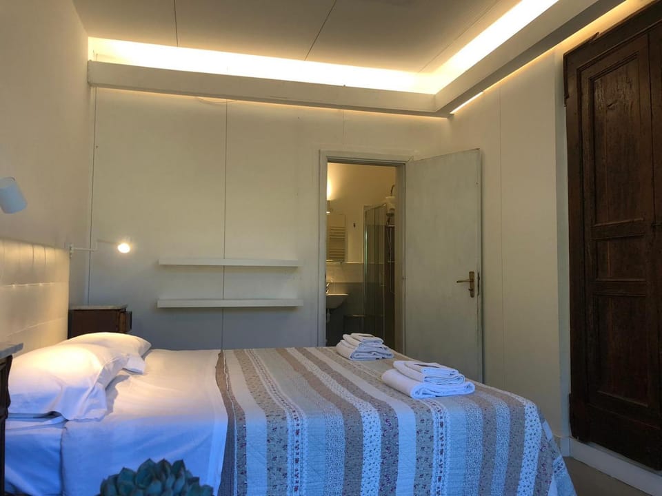 le camere nel giardino dei cocomeri Farm Stay in Calabria