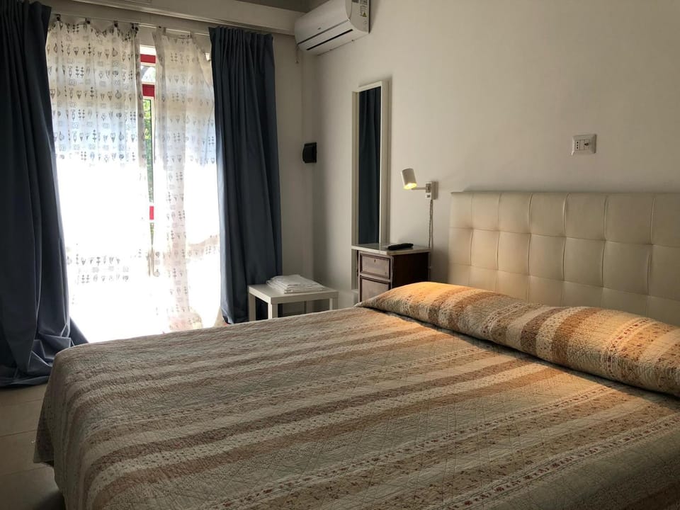 le camere nel giardino dei cocomeri Farm Stay in Calabria