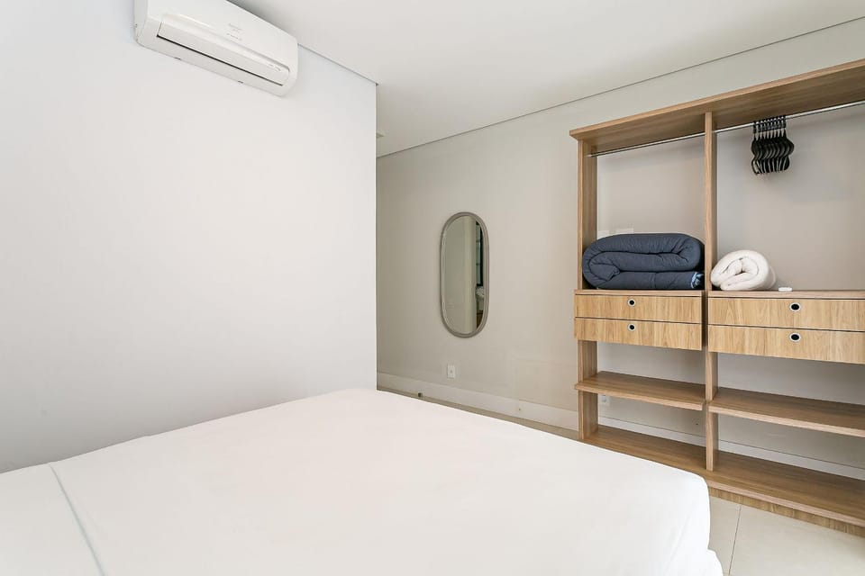 Bed, Photo of the whole room, Bedroom, towels, air conditioner