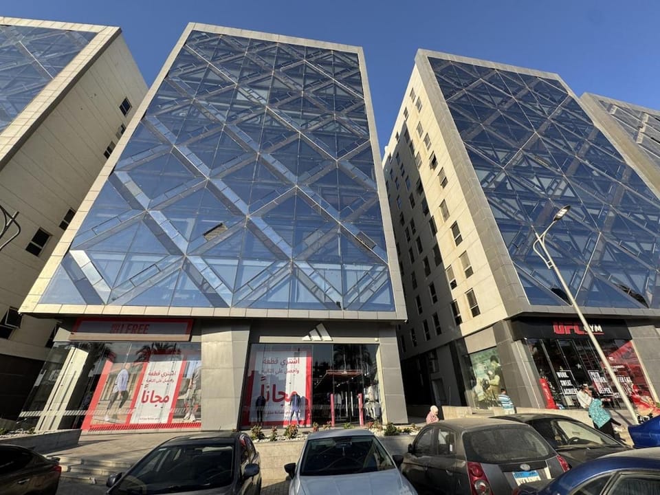 The One Starling Katamya BDR Apartment in Cairo Governorate