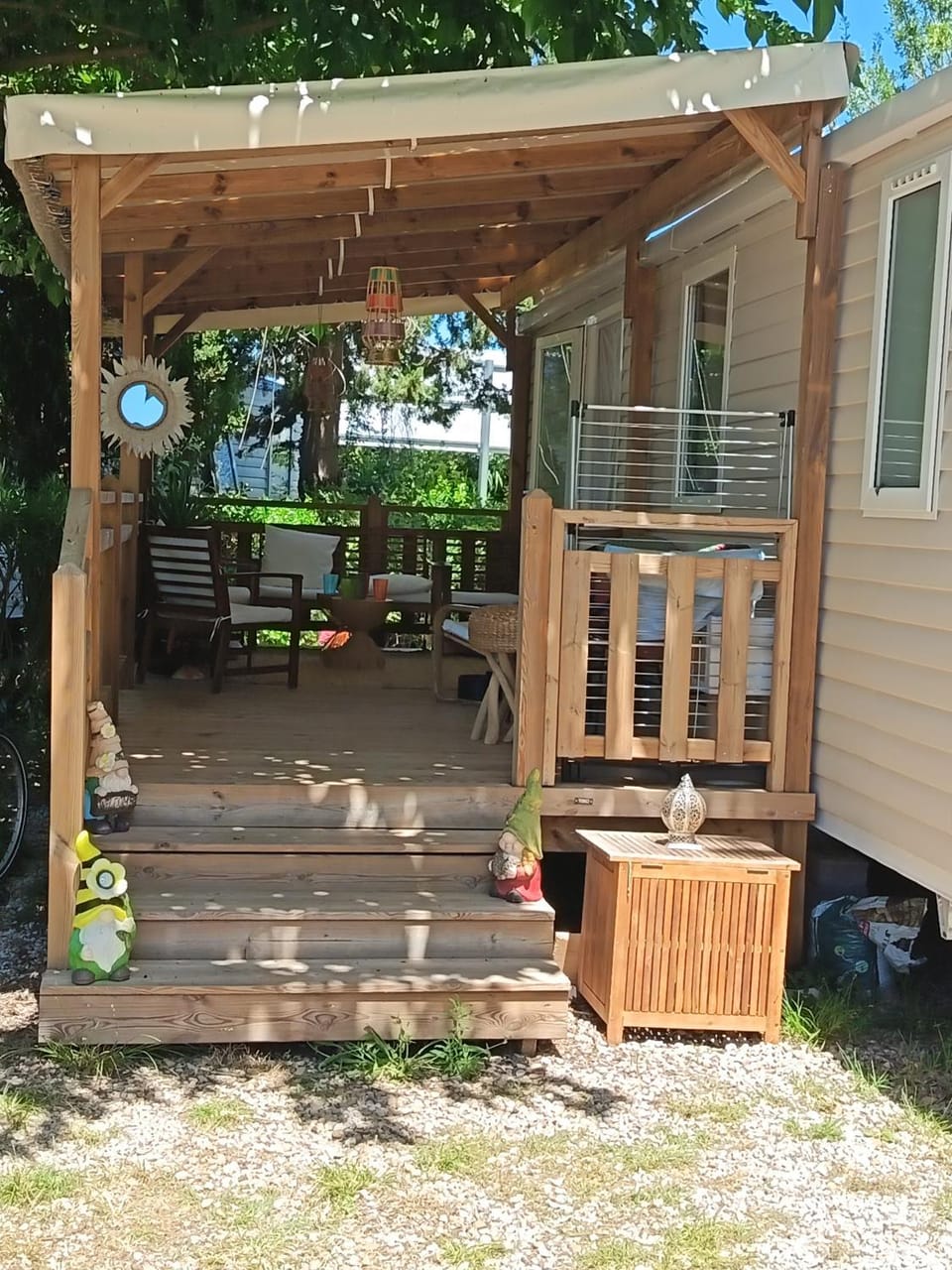 Mobil-home Camping lac des Reves proche mer et Montpellier Campground/ 
RV Resort in Lattes