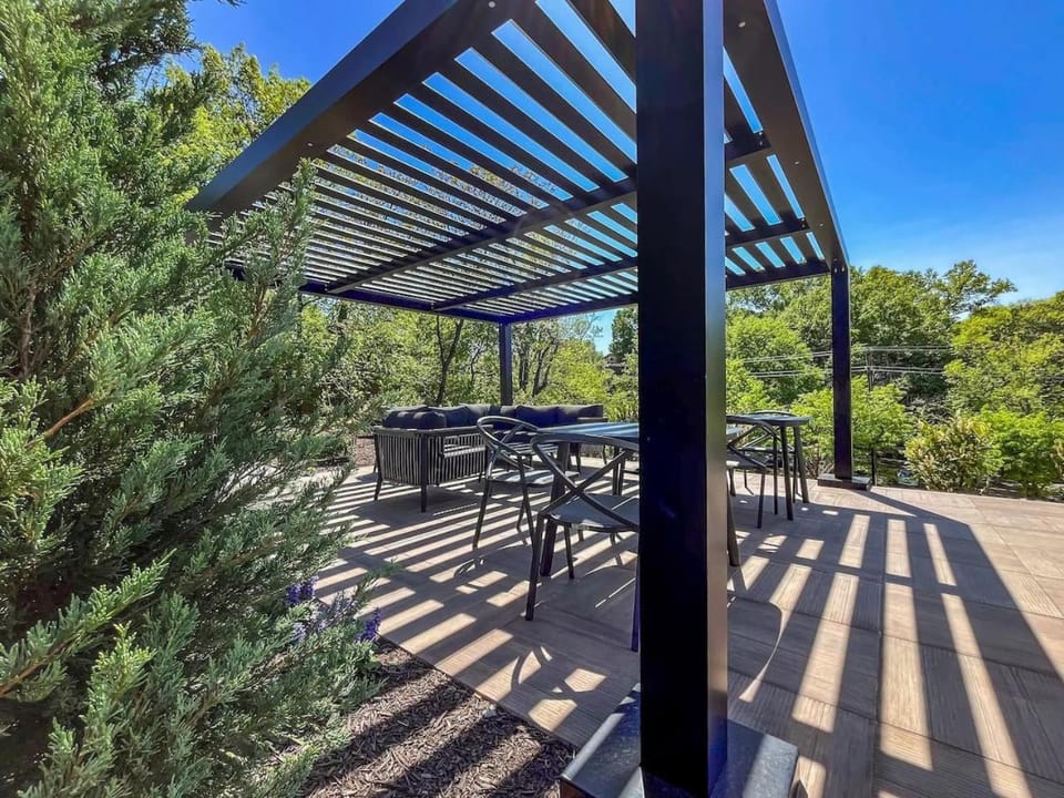 Garden, Balcony/Terrace