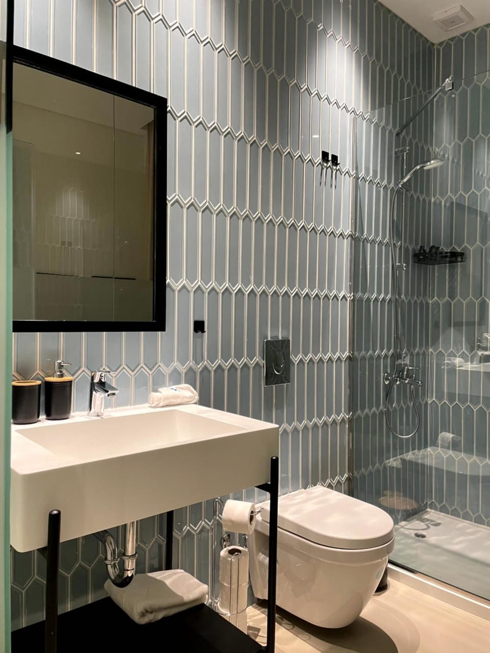 Shower, Toilet, Bathroom