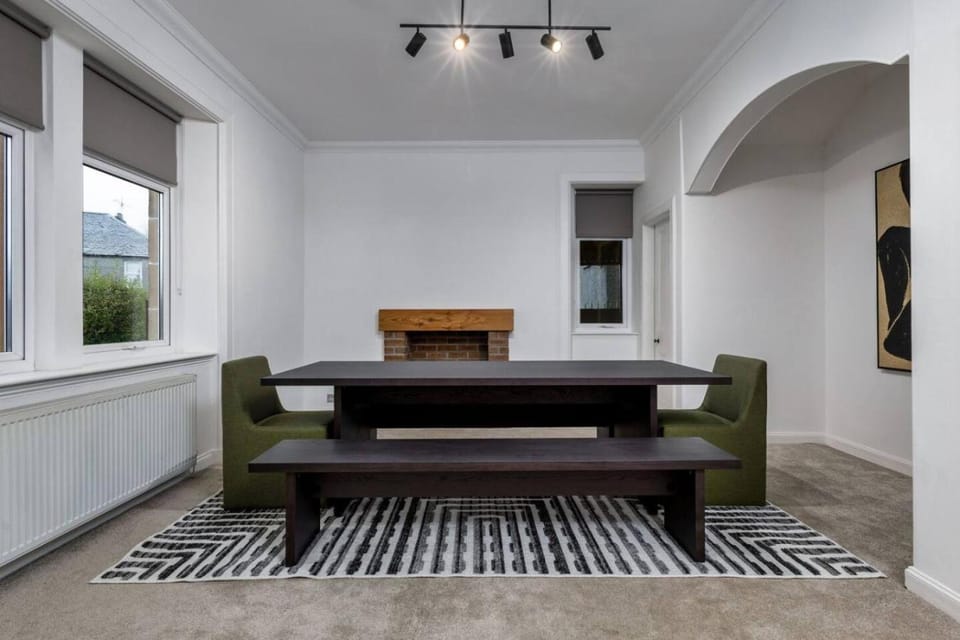 Stirling Edwardian House - Fireplace,Garden,Parking House in Stirling