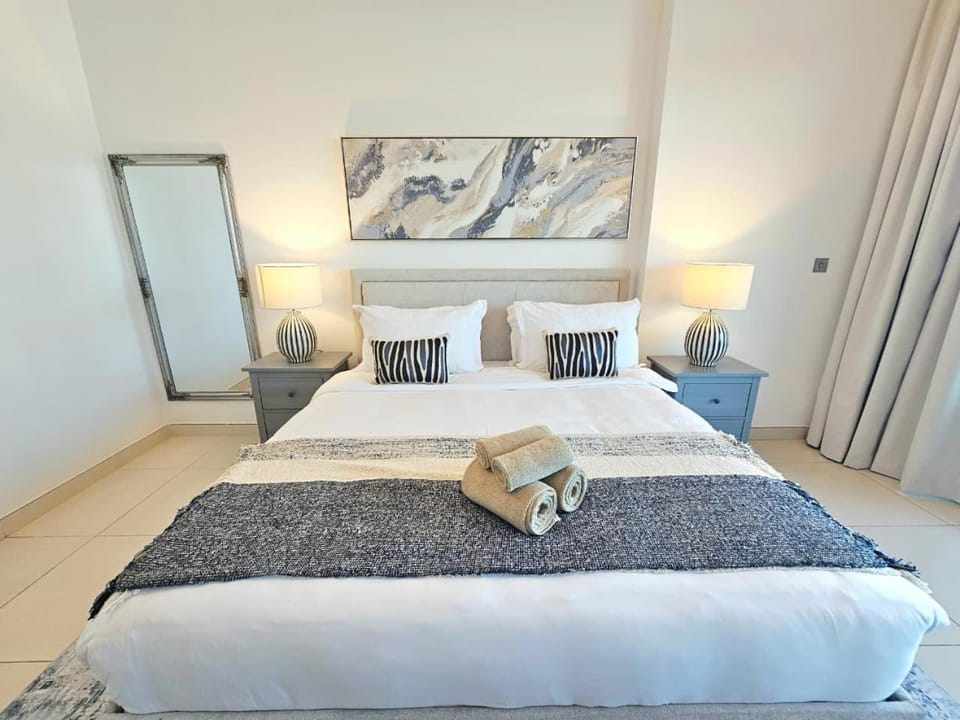Beachfront-Huge Apt-in Palm-Private Beach Apartment in Dubai