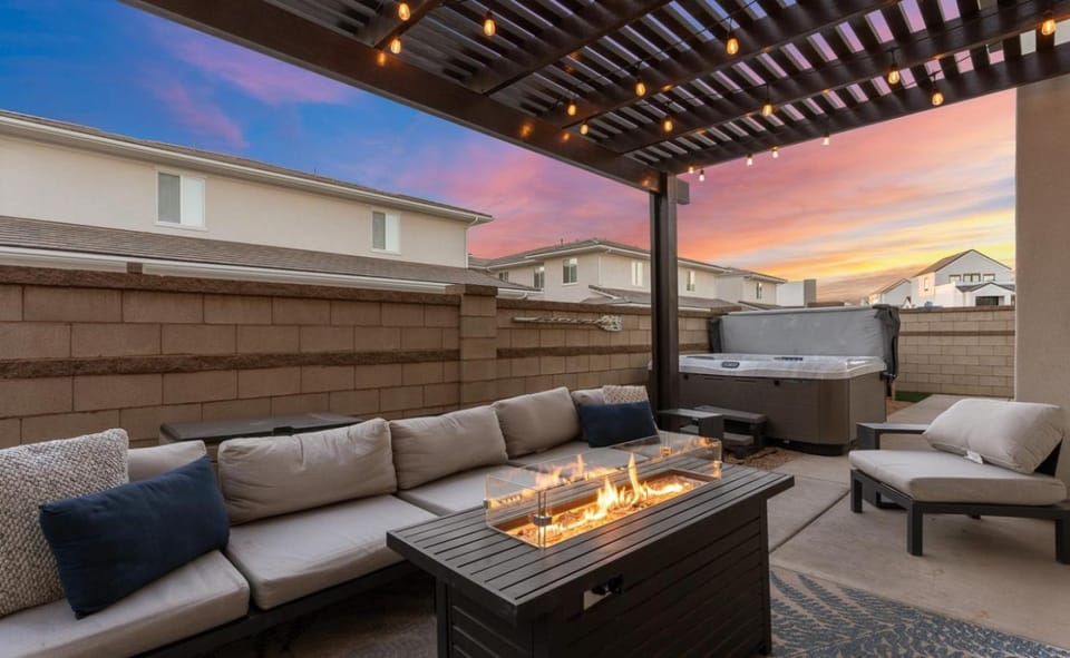 North Shore Villa at Desert Color by Ember Stays House in St George