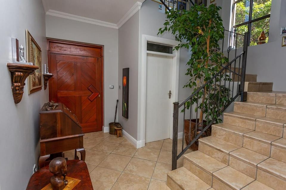 Potomac Villa, Noordhoek, Cape Town Villa in Cape Town