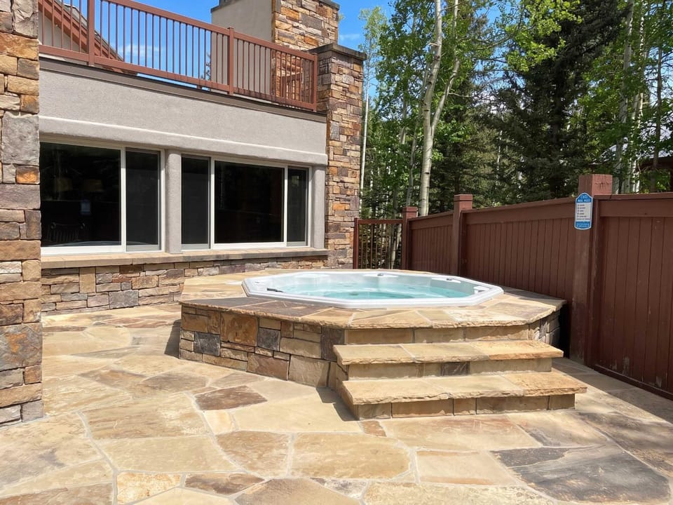 Mtn Village Retreat - Balcony Views & Steam Shower House in Mountain Village