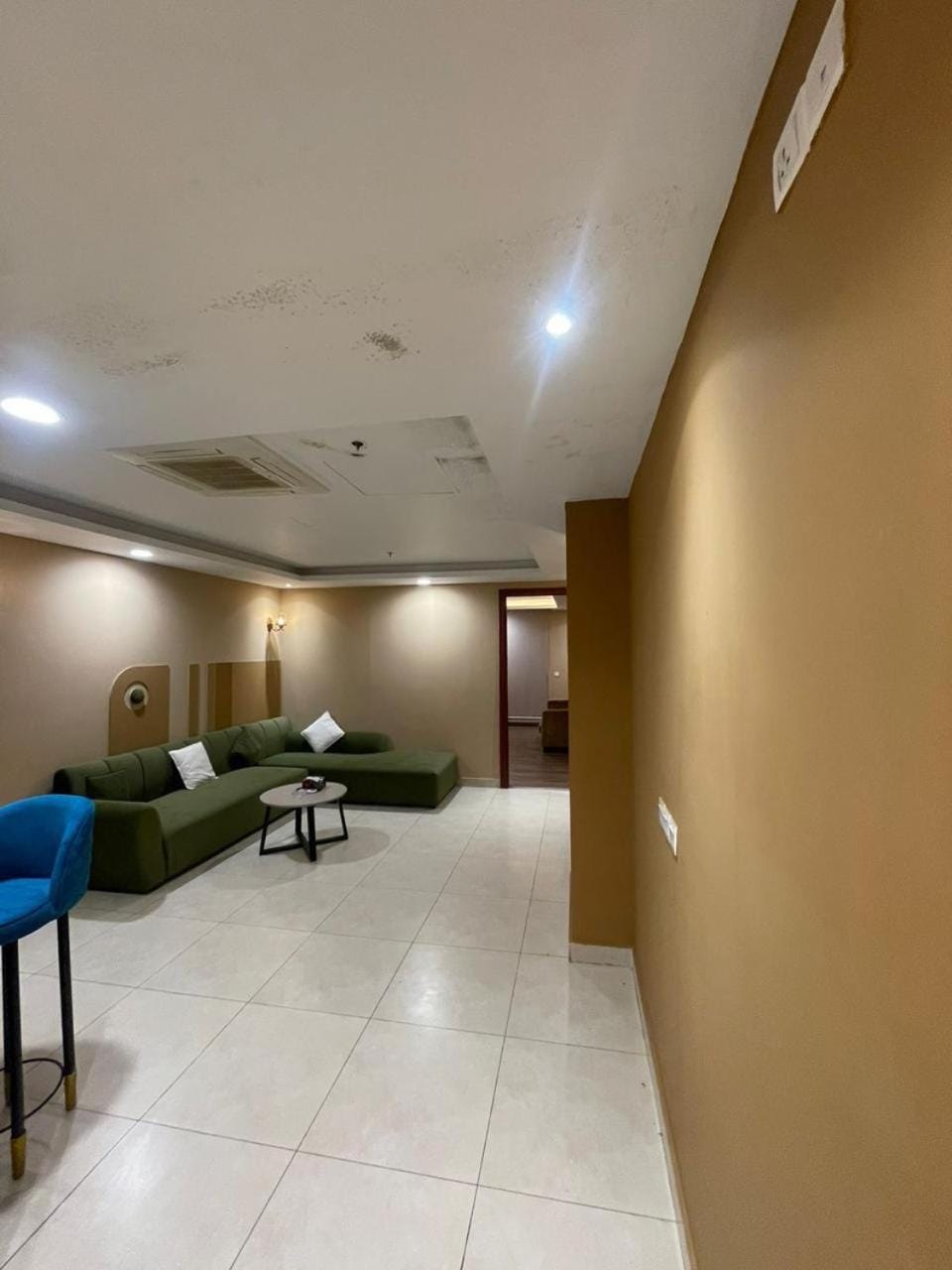 Goldcrest apartment Apartment in Lahore