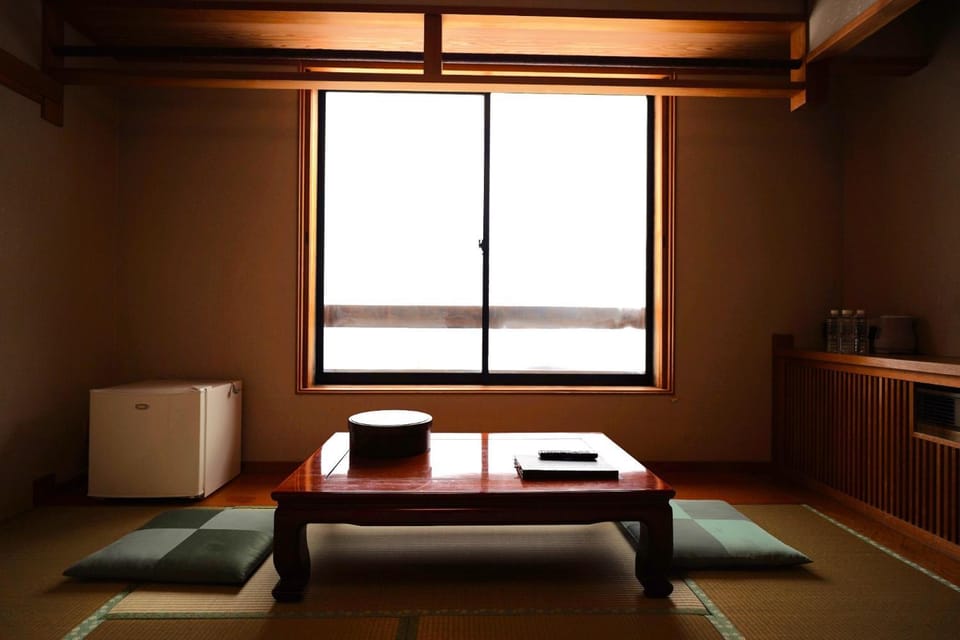 Nakanoyu Onsen Ryokan - Vacation STAY 72007v Hotel in Takayama