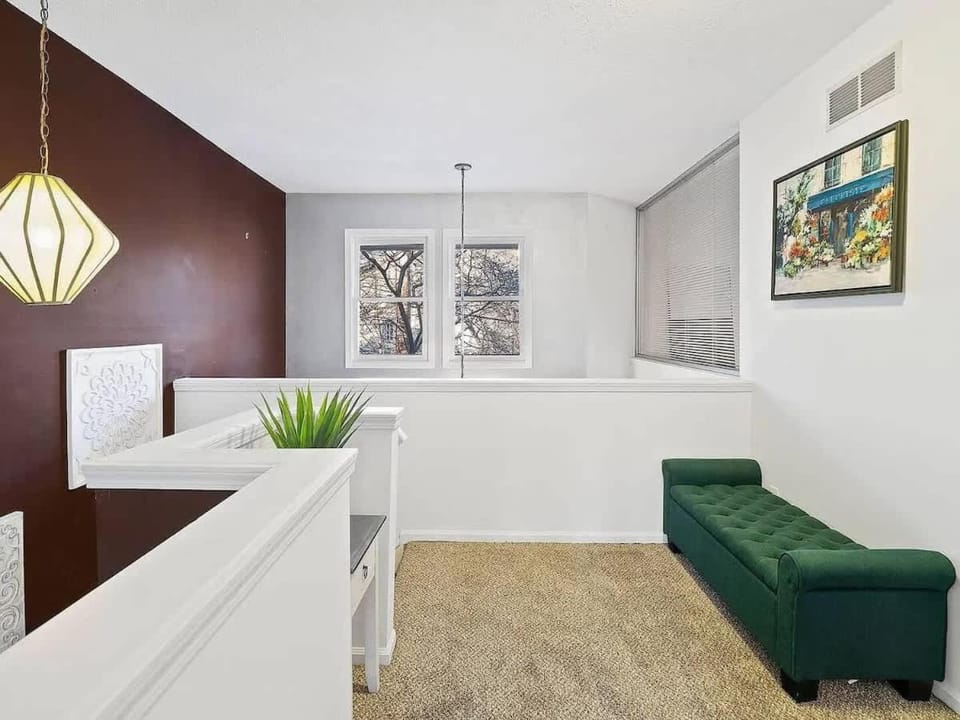 Fun 3 BR Home in Ohio City Game Room Sleeps 11 House in Ohio City