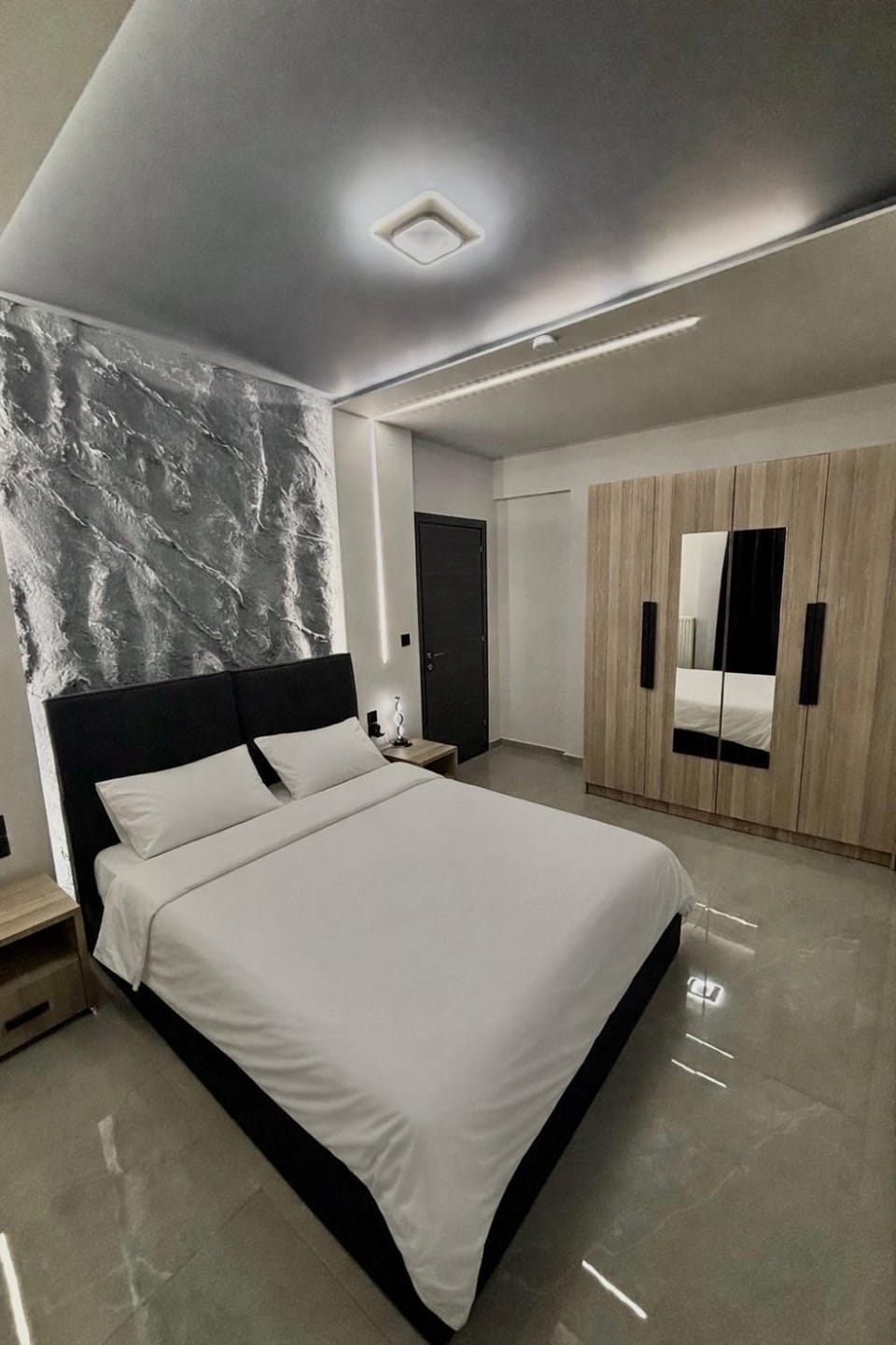 S Home Apartment in Thessaloniki
