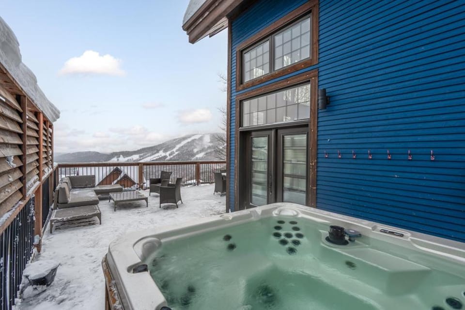 Blanc40 Chalet in Quebec