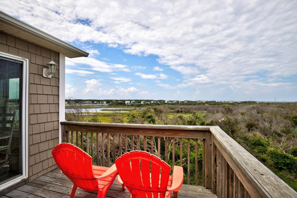 NTB217 Pinella Beach House House in North Topsail Beach