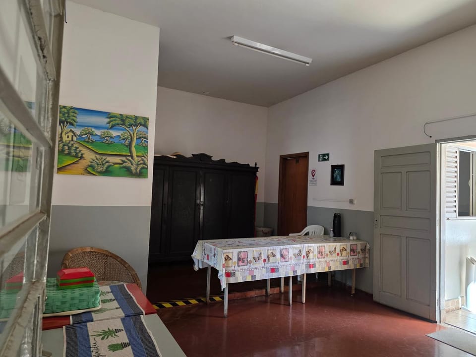 Property building, Restaurant/places to eat, Communal lounge/ TV room, Dining area, Breakfast