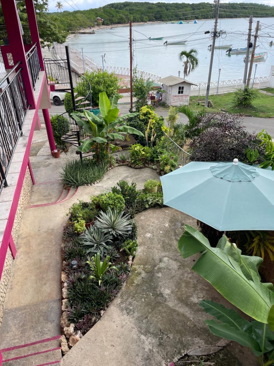 Inner courtyard view