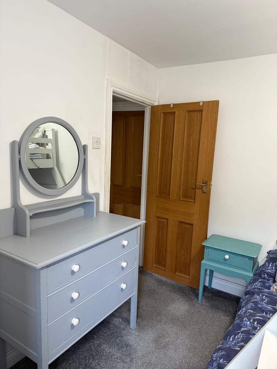Oligrae Cottage House in Bridport