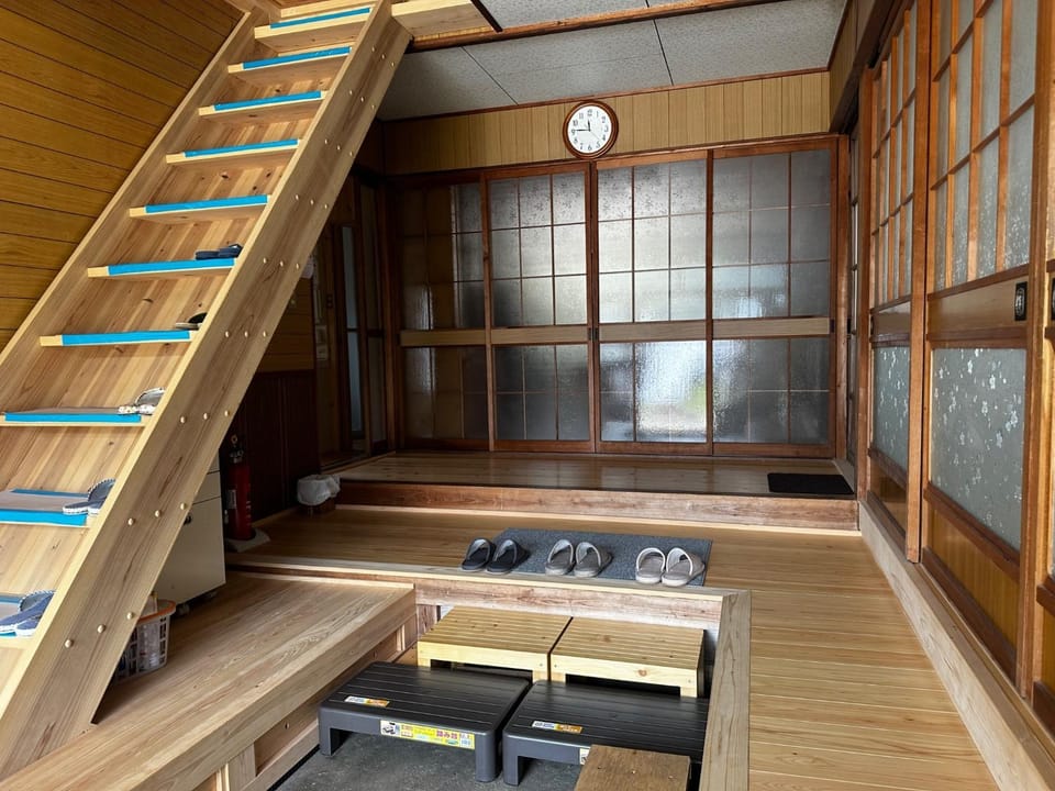 Karokuri Iwaya Inn - Vacation STAY 99720v House in Tokyo Prefecture