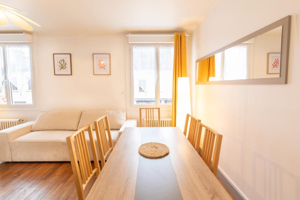 Living room, Decorative detail, Seating area