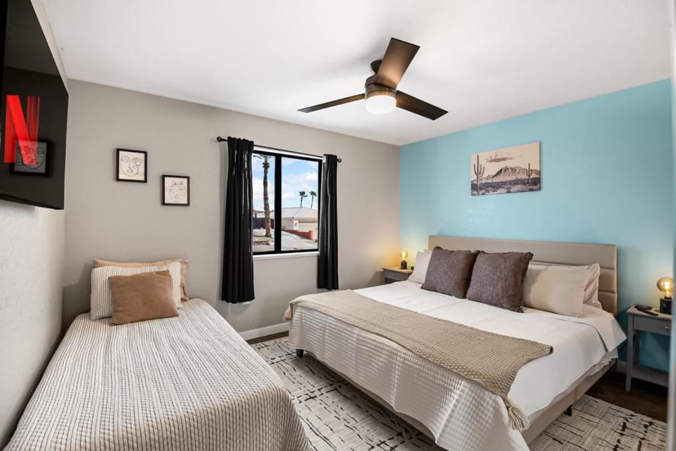 Grand Havasu Oasis: Pool |Game Area |BBQ House in Lake Havasu City