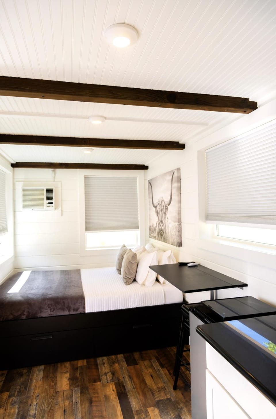 NEW! Cozy Container Home at Cliffside #4 House in Orderville