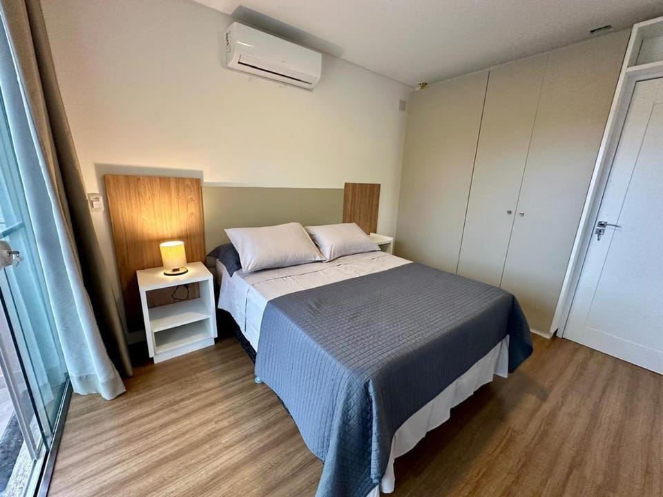 Bed, Photo of the whole room, Bedroom, wardrobe, air conditioner