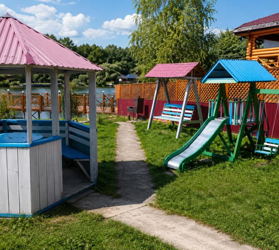 Children play ground, Area and facilities