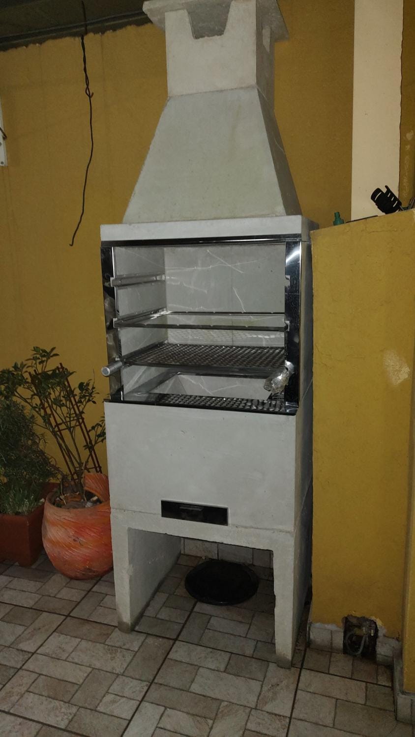 Casa Amarela House in São José dos Pinhais