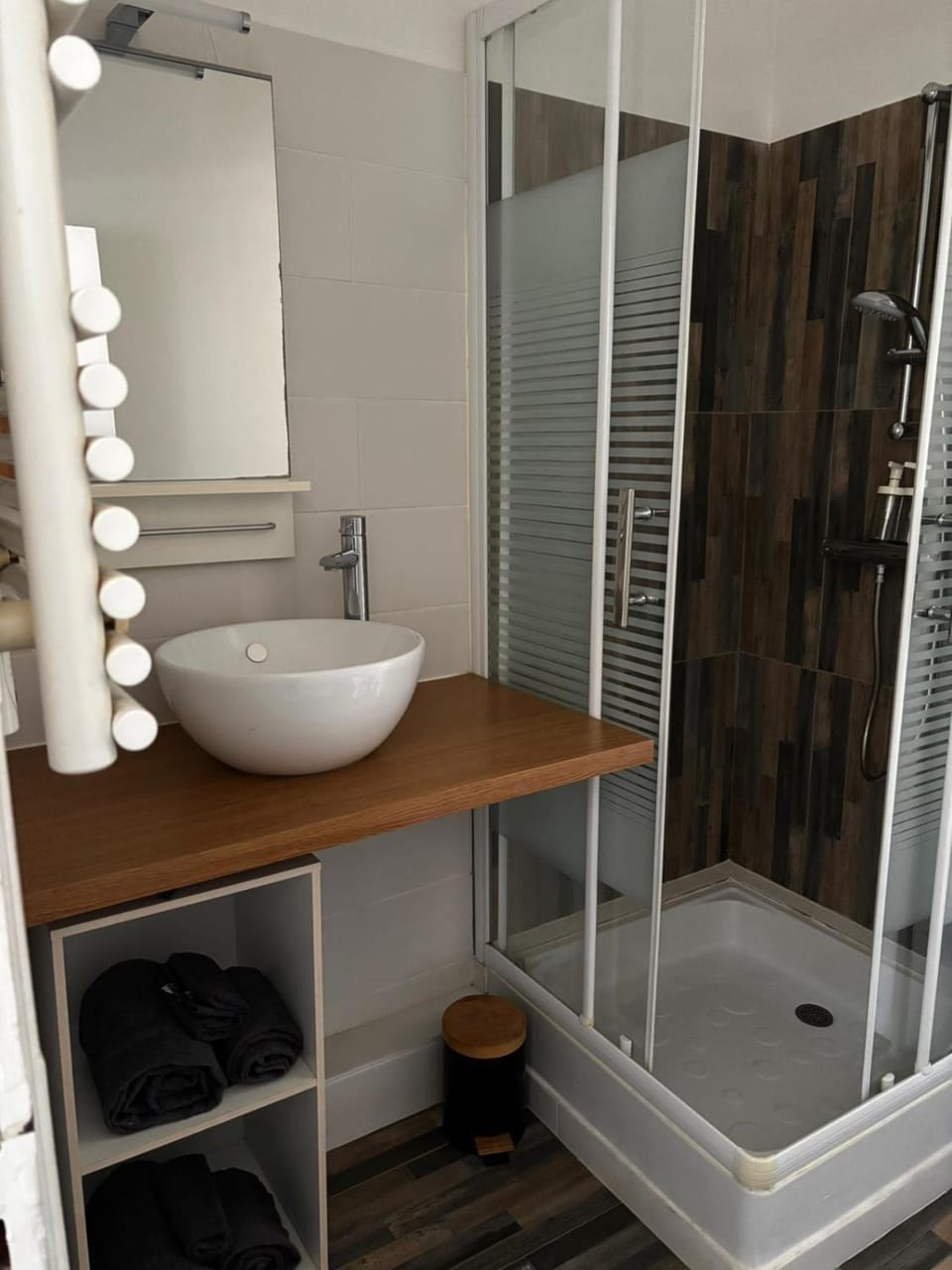 Cosy T2 - Interieur des remparts du Viel Avignon Apartment in Avignon