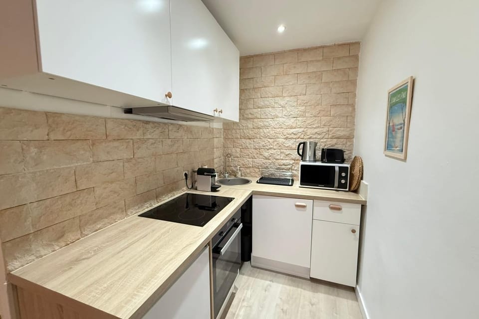 T2 rénové Charme & calme au cœur du Vieil Antibes Apartment in Antibes