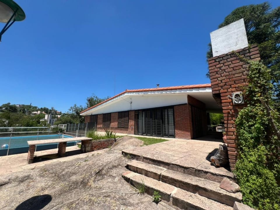 Casa Edison House in Villa Carlos Paz