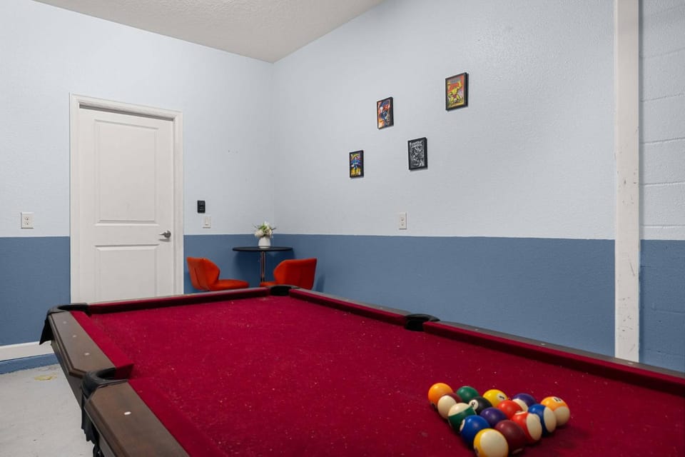 Elegant townhouse w pool & resort access House in Four Corners