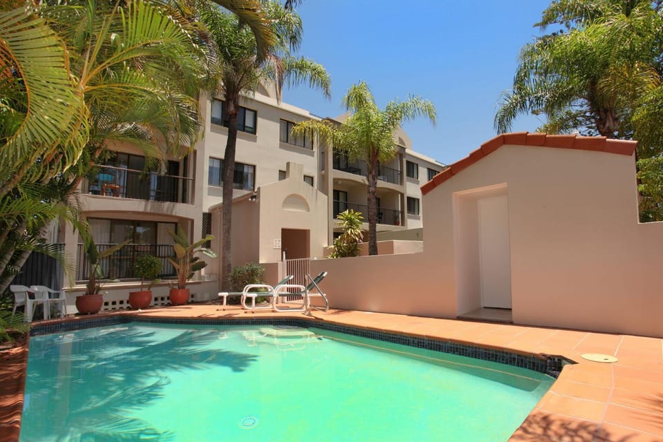 2 bedroom Apt on Parkyn Parade with pool and Air conditioning Apartment in Sunshine Coast