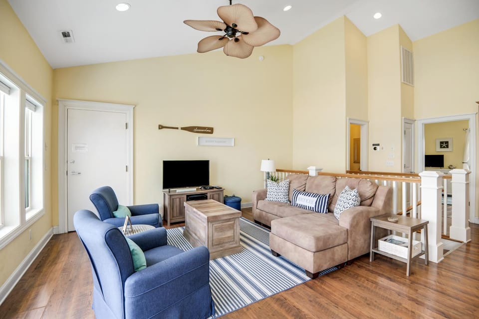 NTB3886 Soulshine-Sunshine-Moonshine House in North Topsail Beach