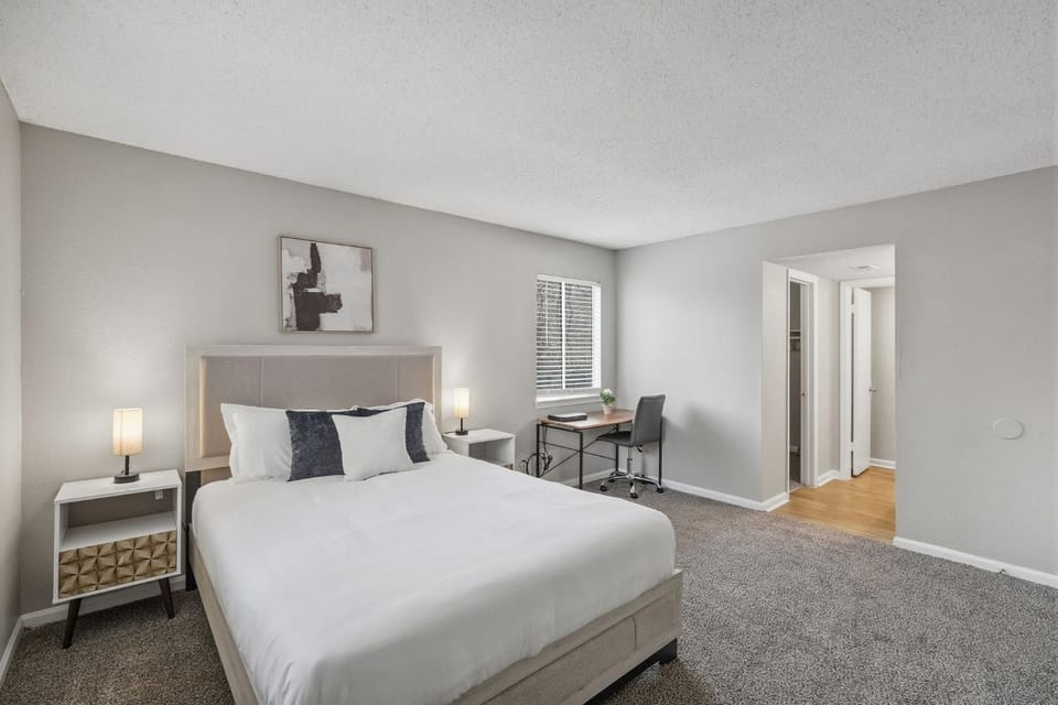Modern 2BR Retreat Near Stone Mountain Apartment in Tucker