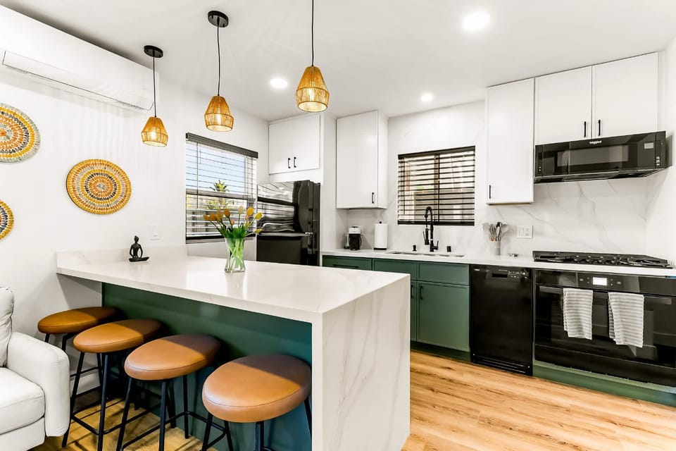 PB NEW BUILD l A Block from SAND House in Pacific Beach