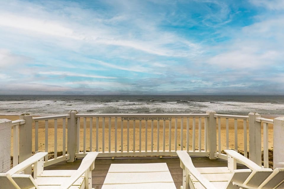 NTB4298 Beach Life Ocean Ridge House in North Topsail Beach