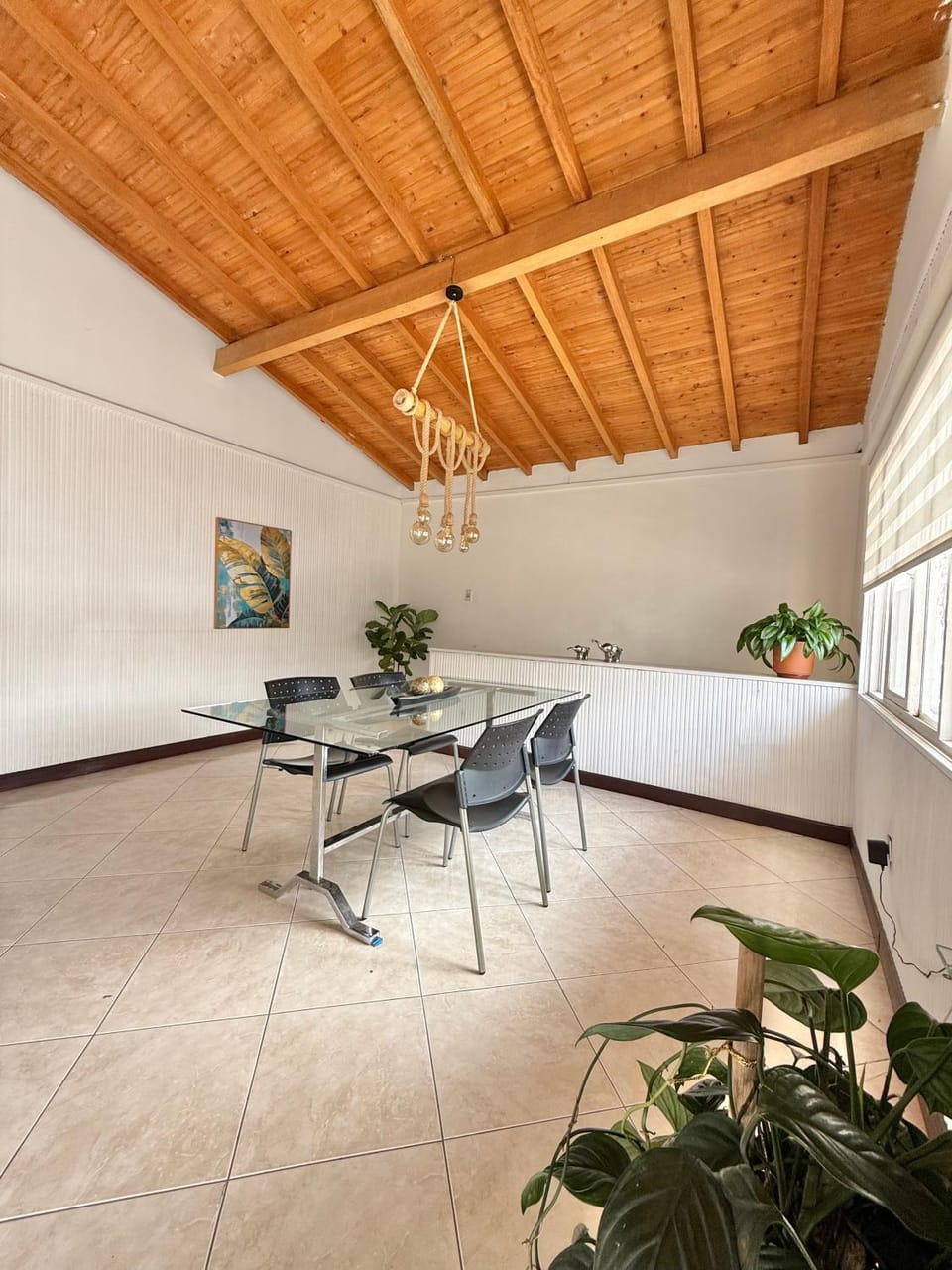Seating area, Dining area